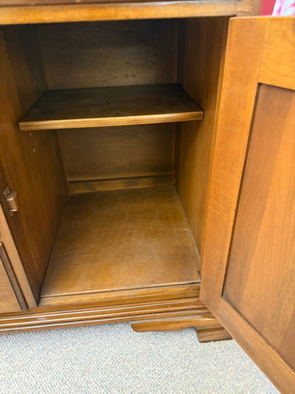 Willett Buffet Table