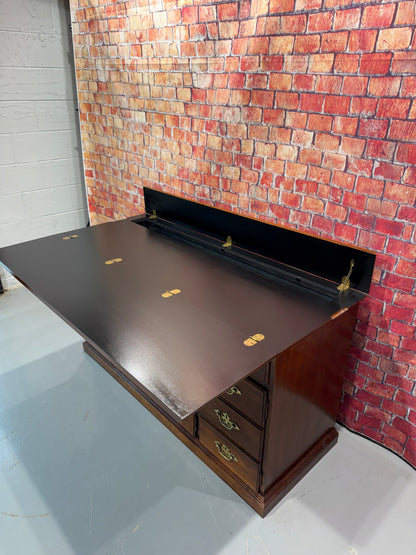 Buffet Table / Sideboard - Thomasville