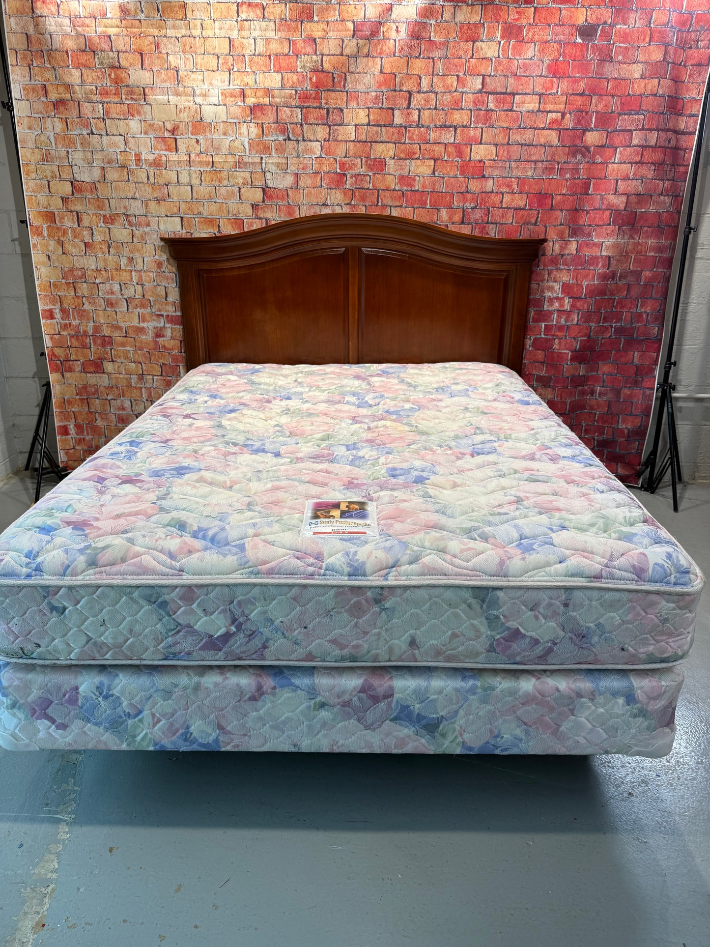 Queen Bed