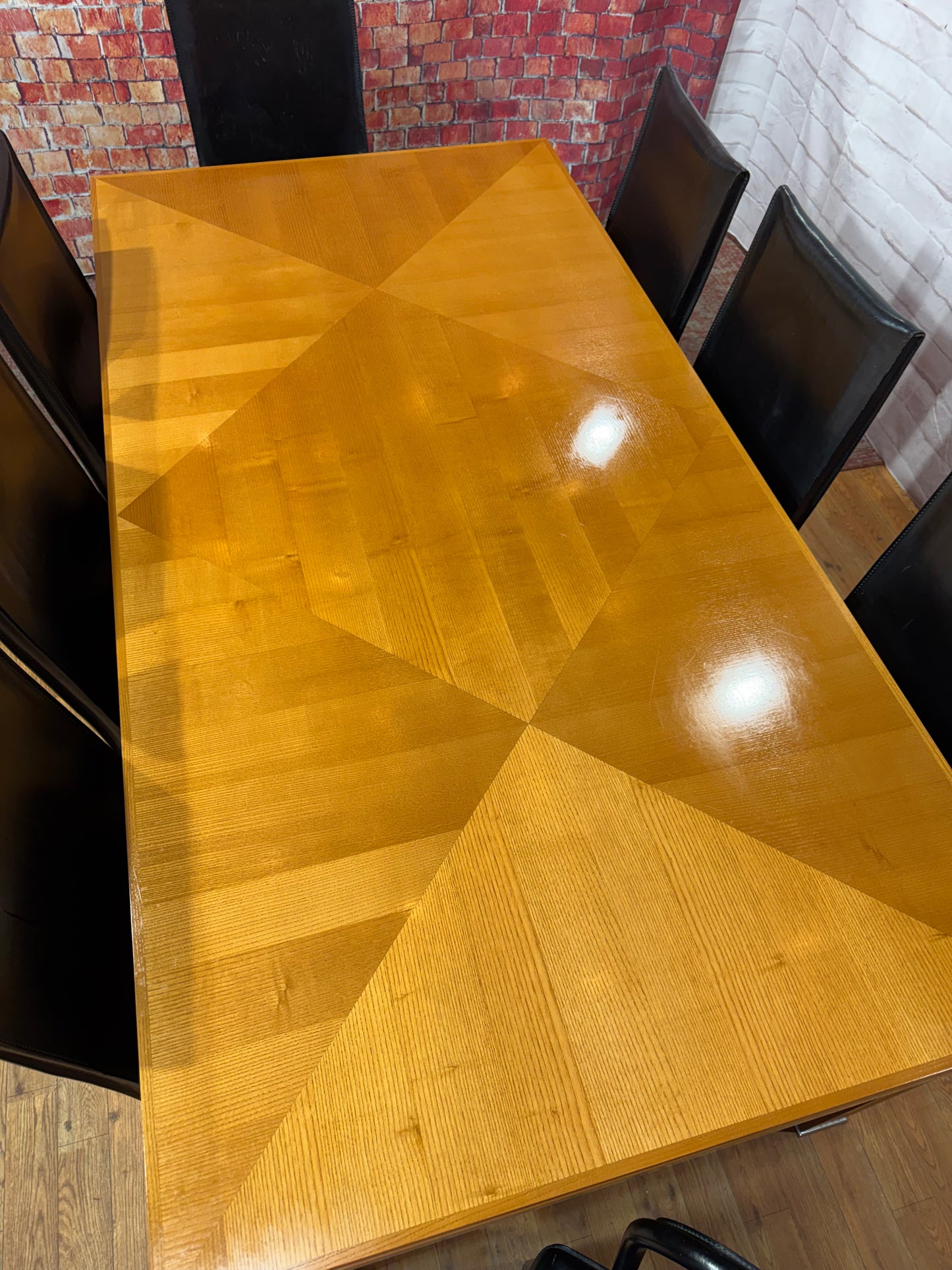 Dining Table & 8 Chairs