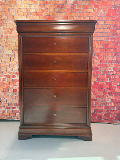 Thomasville Chest of Drawers