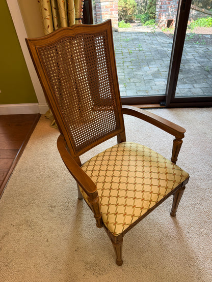 Vintage Dining Table w/4 Chairs