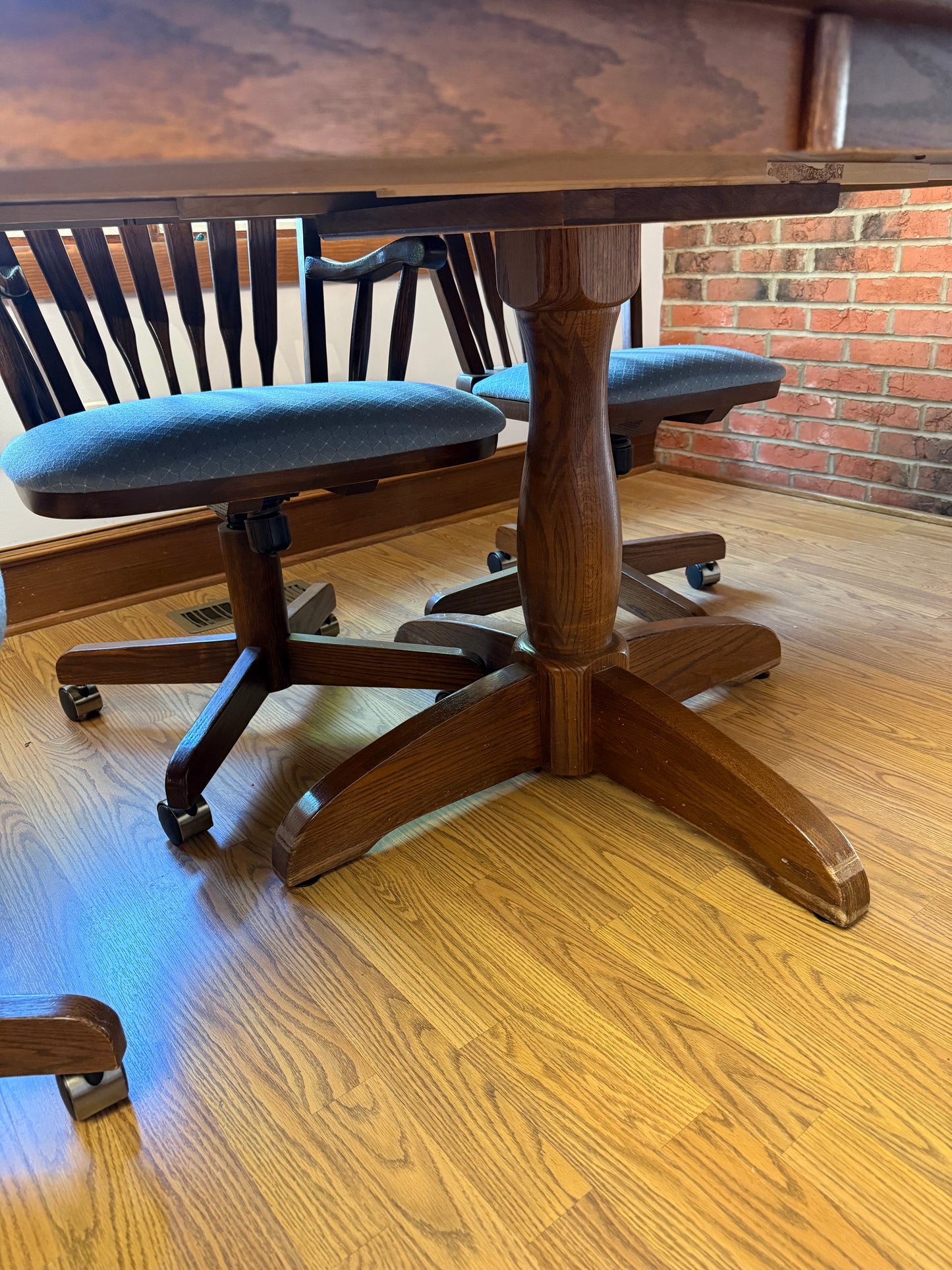Dining Table & 6 Chairs w/ Wheels