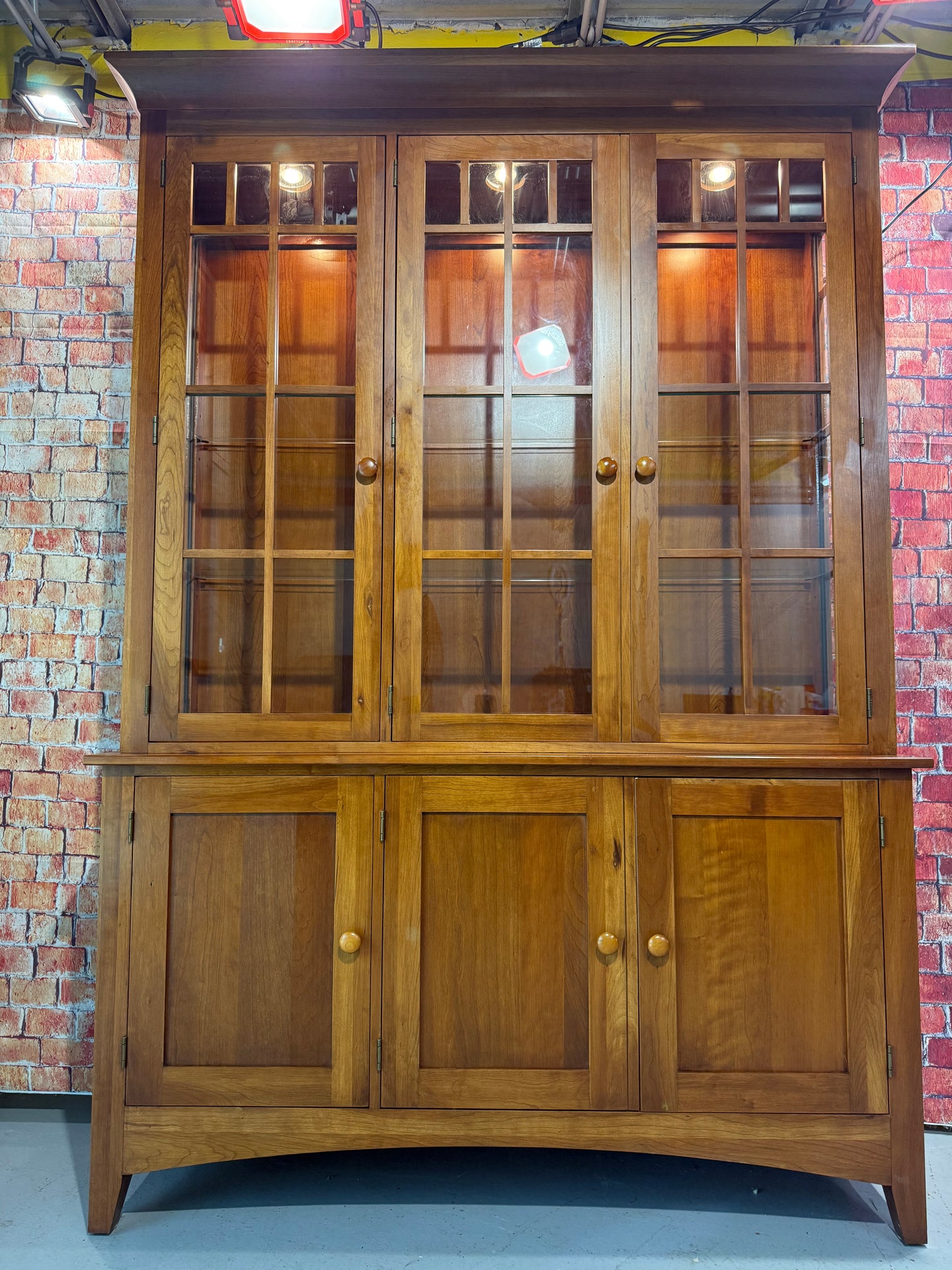 Ethan Allen China Cabinet