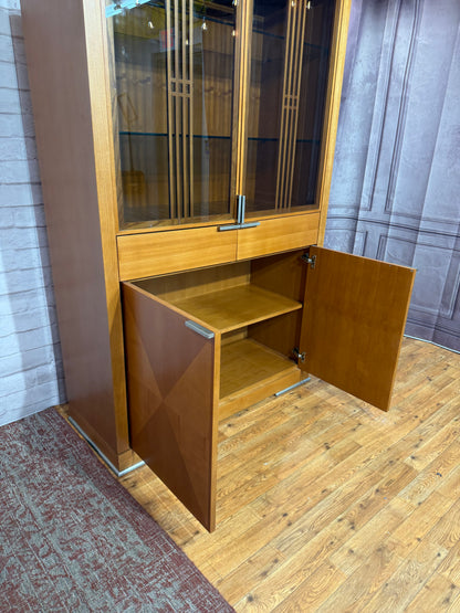 China Cabinet / Cupboard