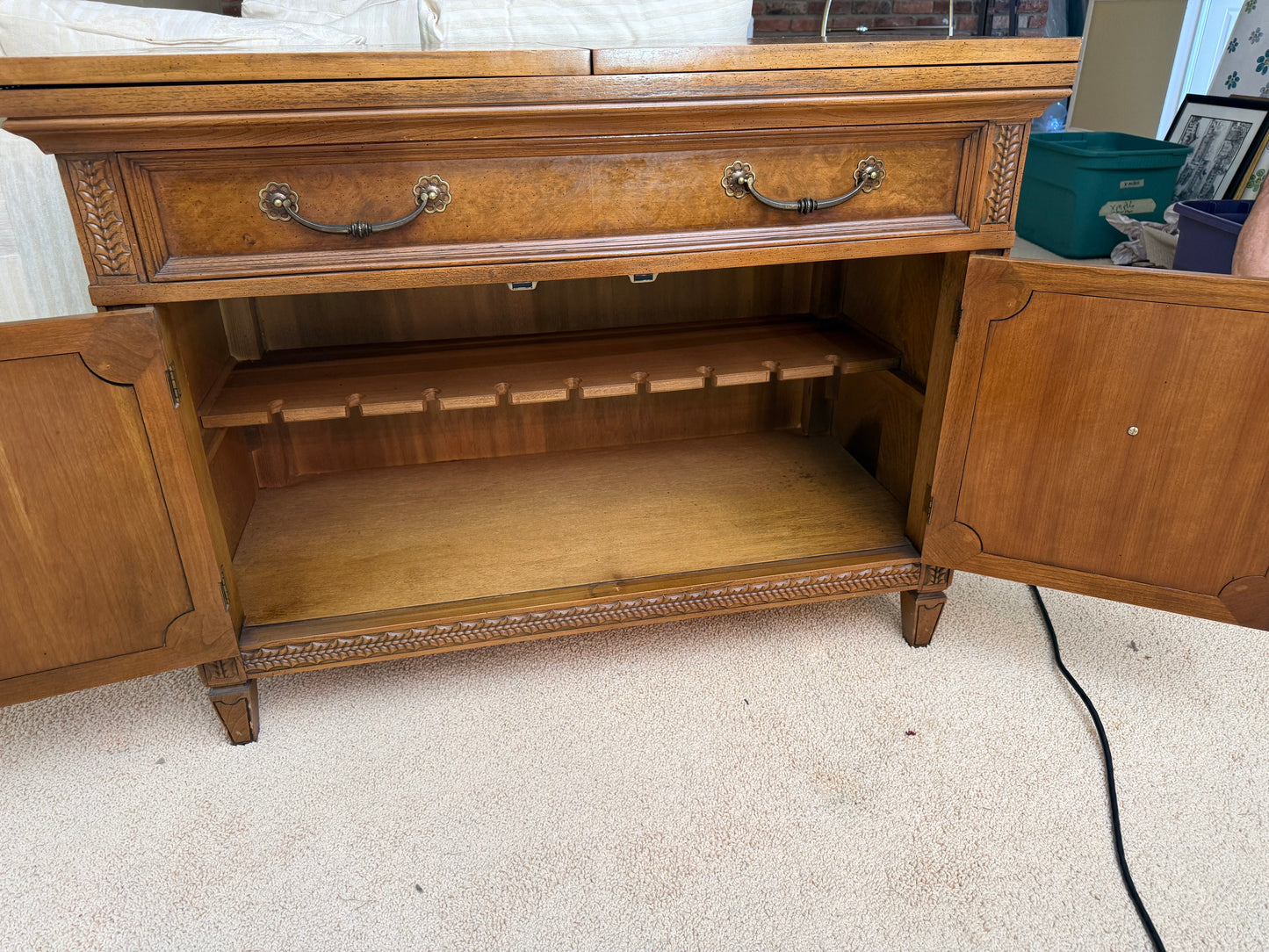 MCM Sideboard - Mt Arie