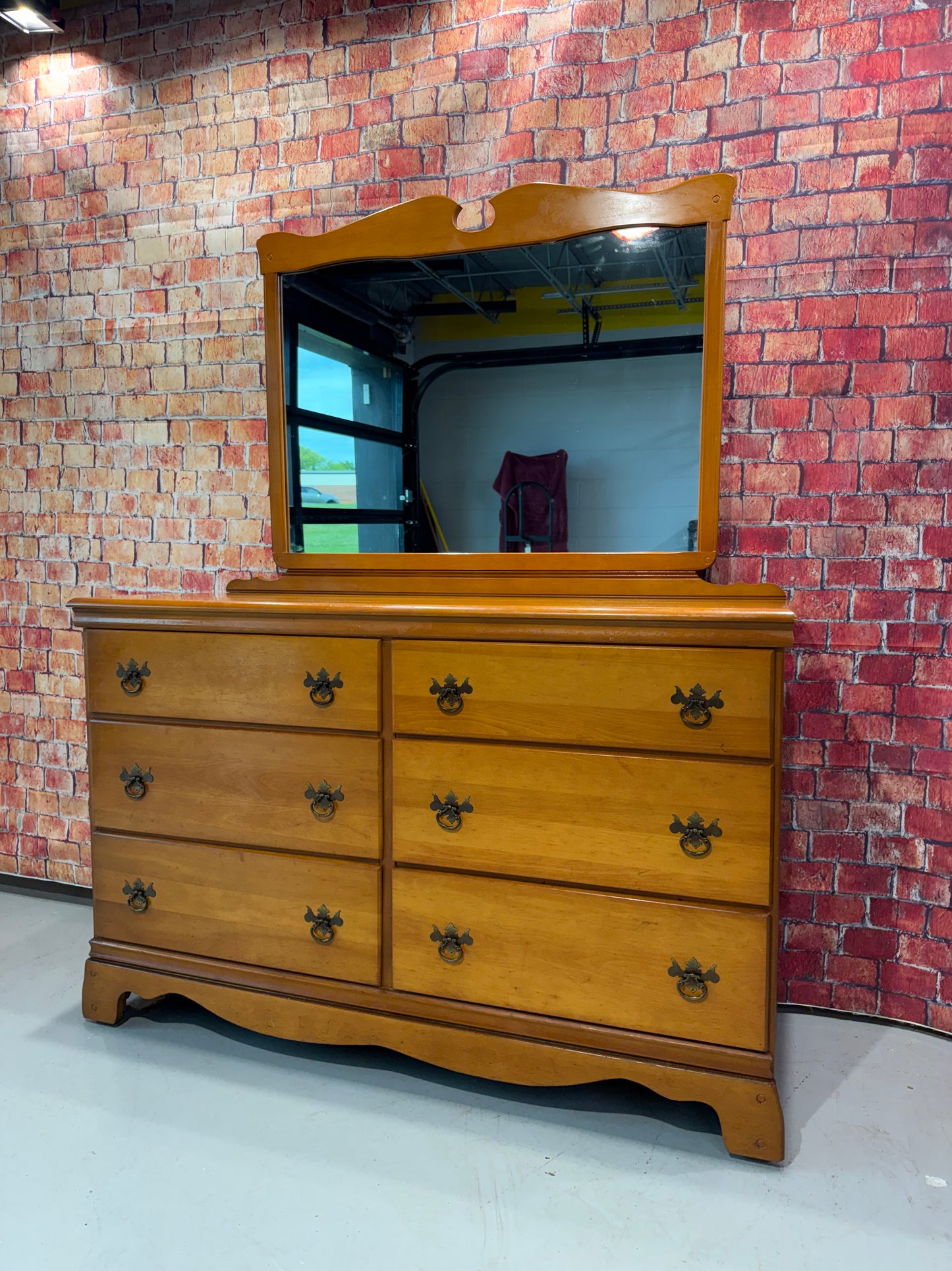 Sumter Dresser
