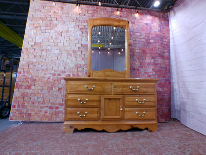Bassett Dresser & Mirror