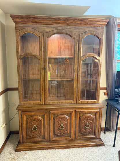 Vintage China Caninet