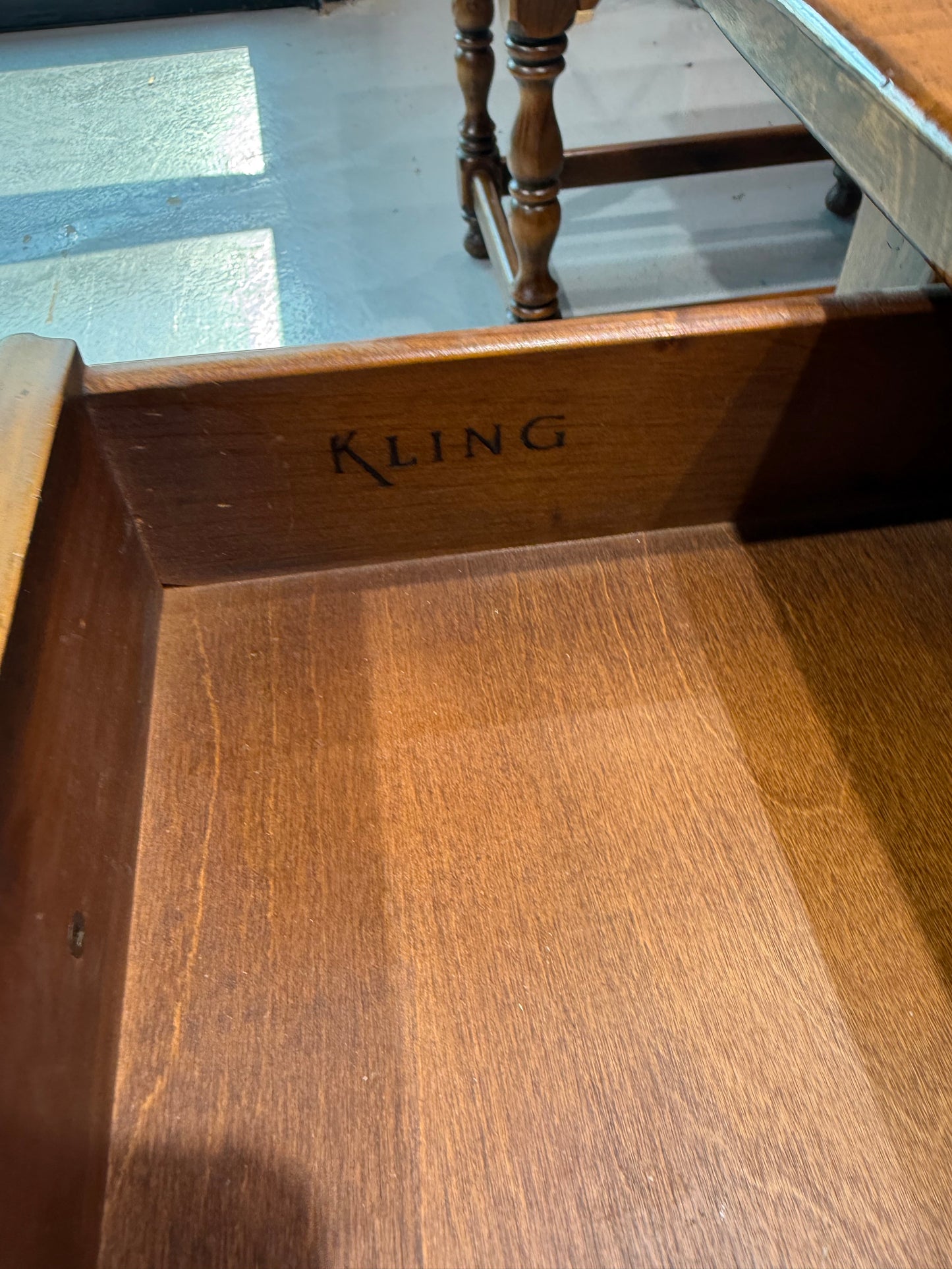 Kling End Tables