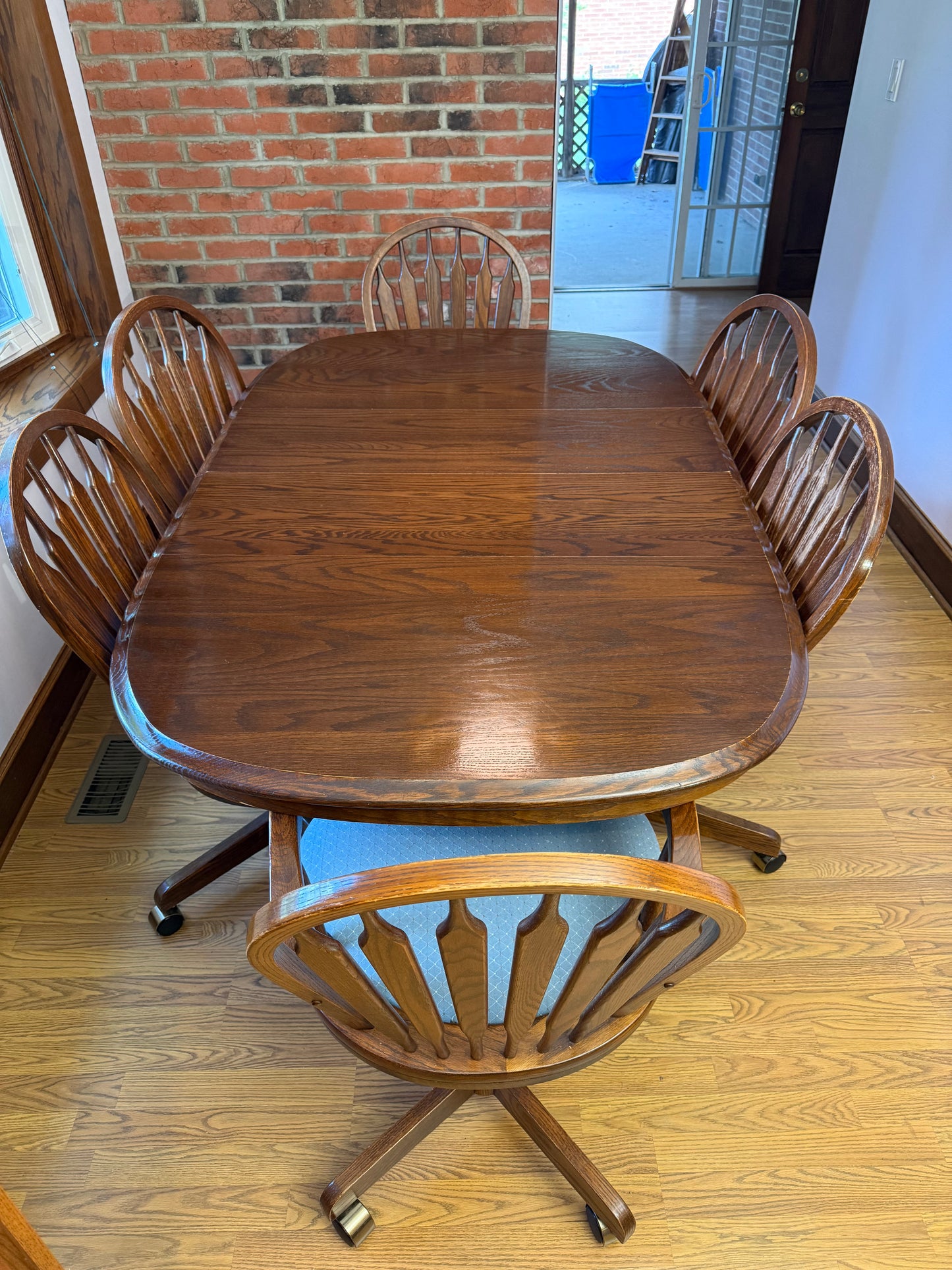 Dining Table & 6 Chairs w/ Wheels