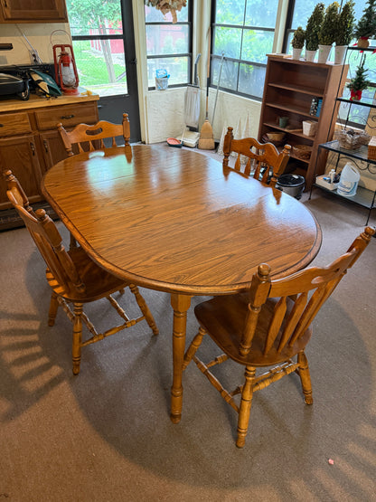 Kitchen Table & 4 Chairs