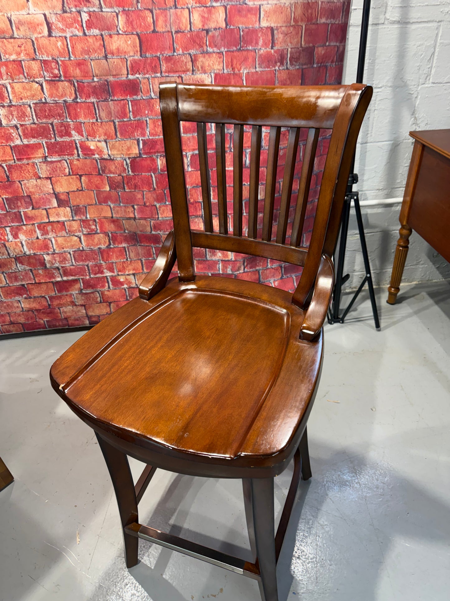 Pub Table & 4 Stools
