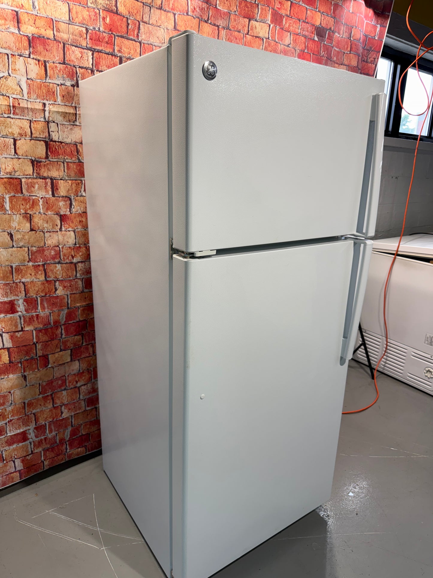 GE Fridge