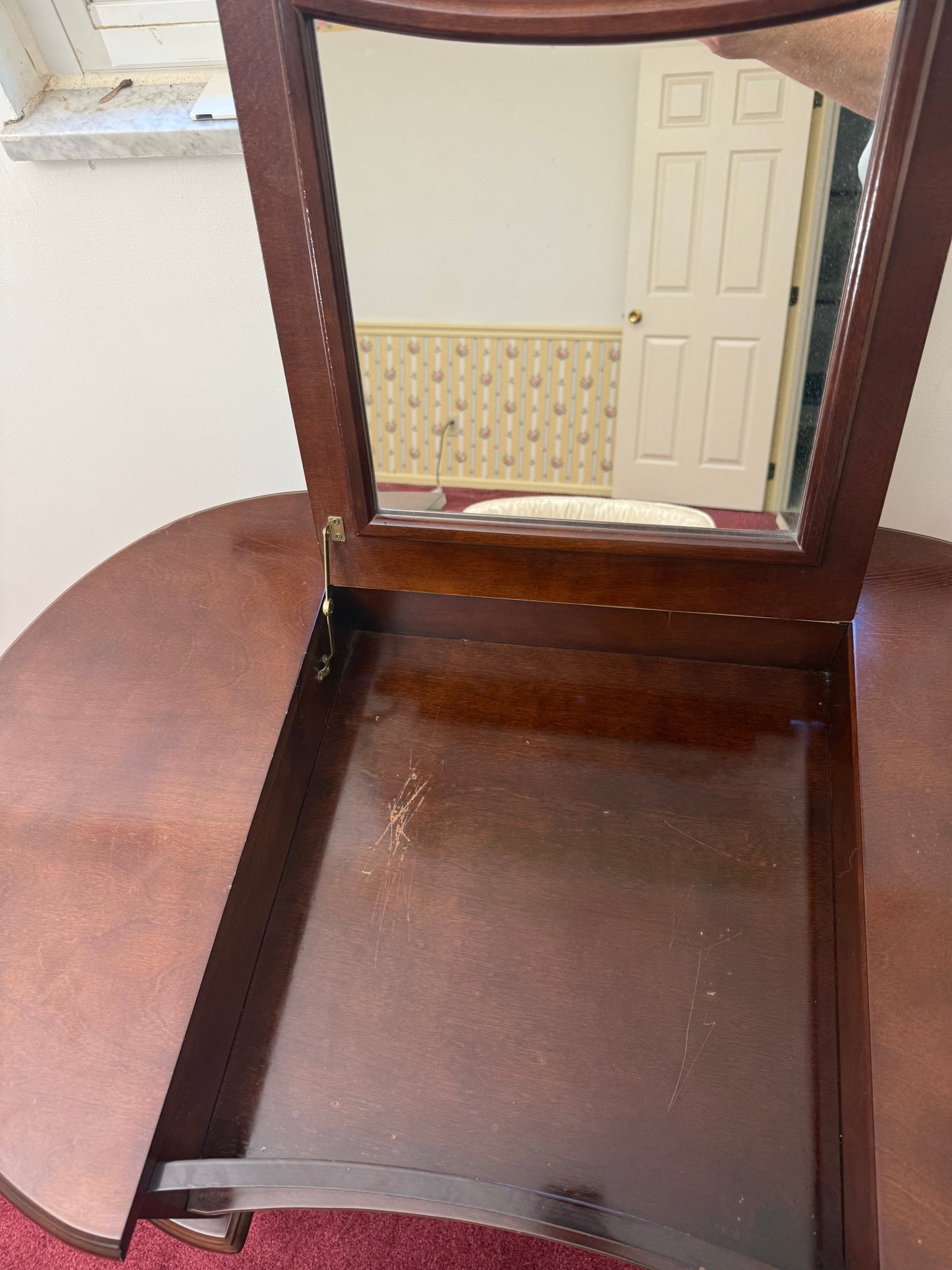 Vanity With Mirror & Stool