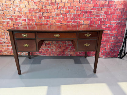 Bombay Desk