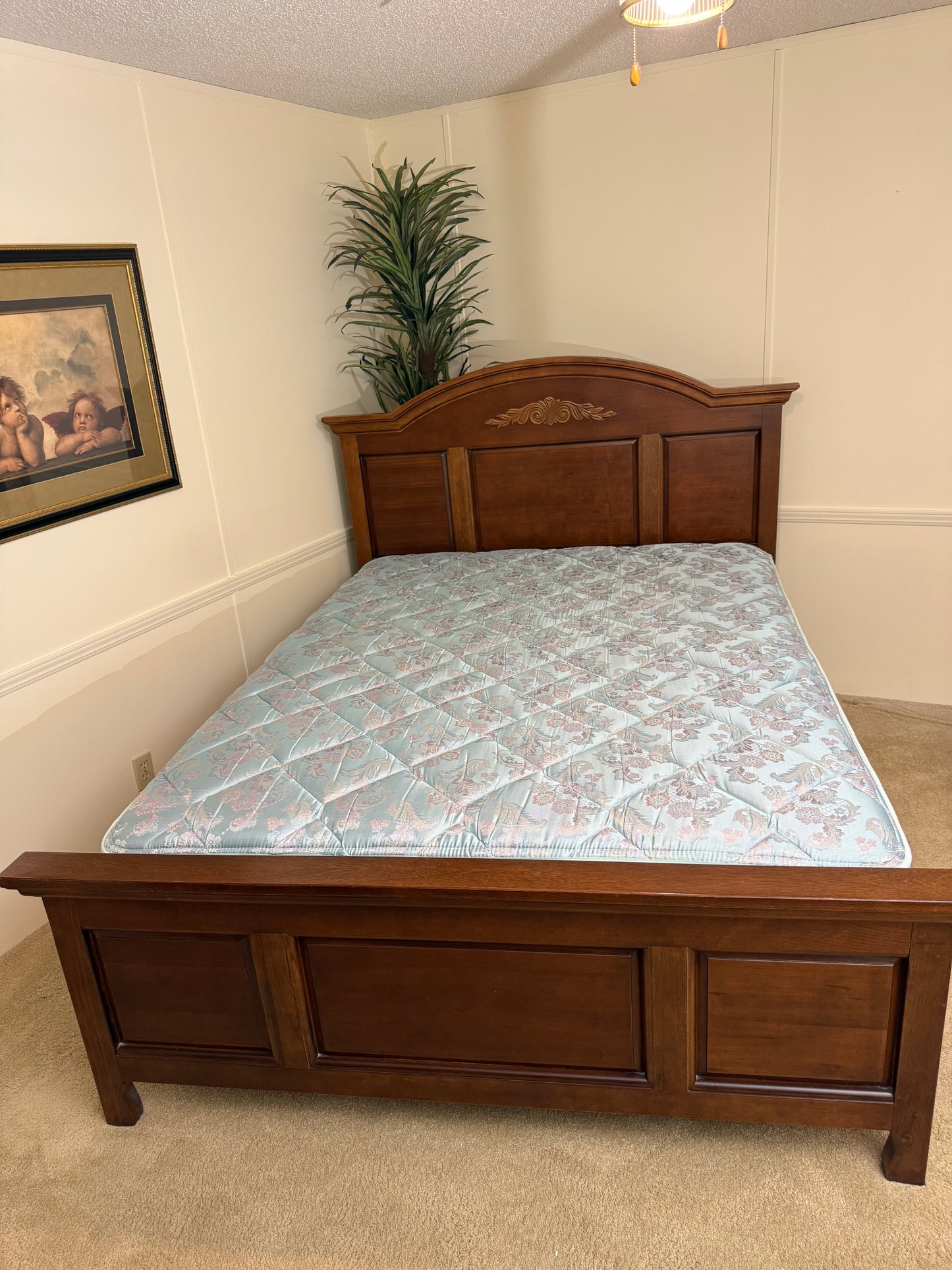 Queen Bed