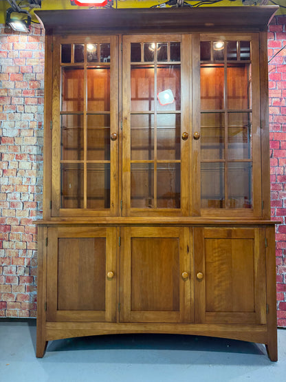 Ethan Allen China Cabinet