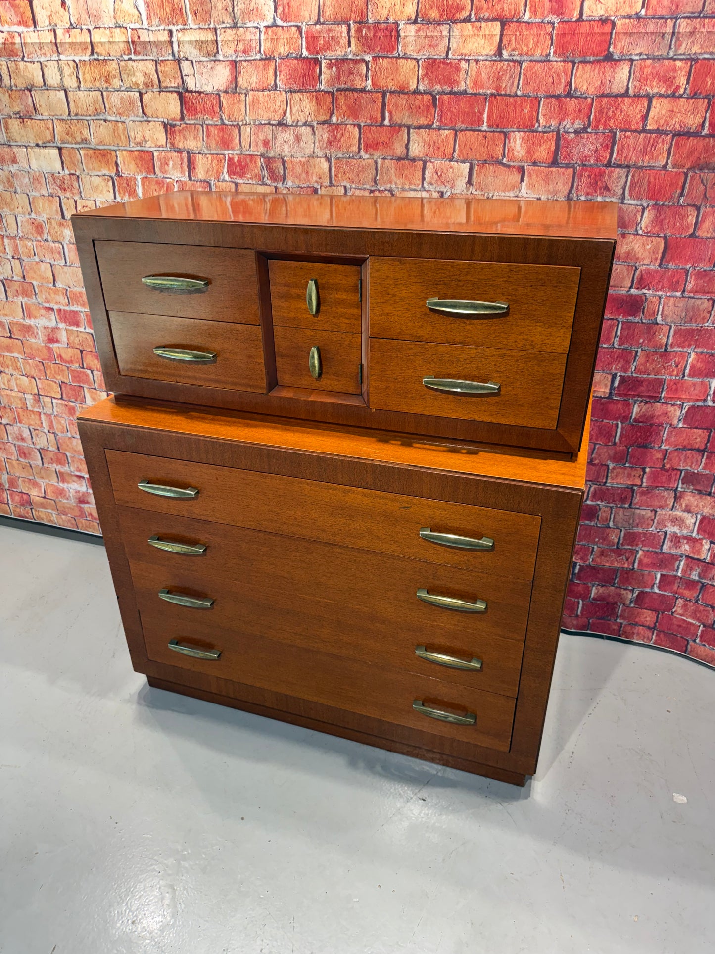 Thomasville MCM Chest of Drawers