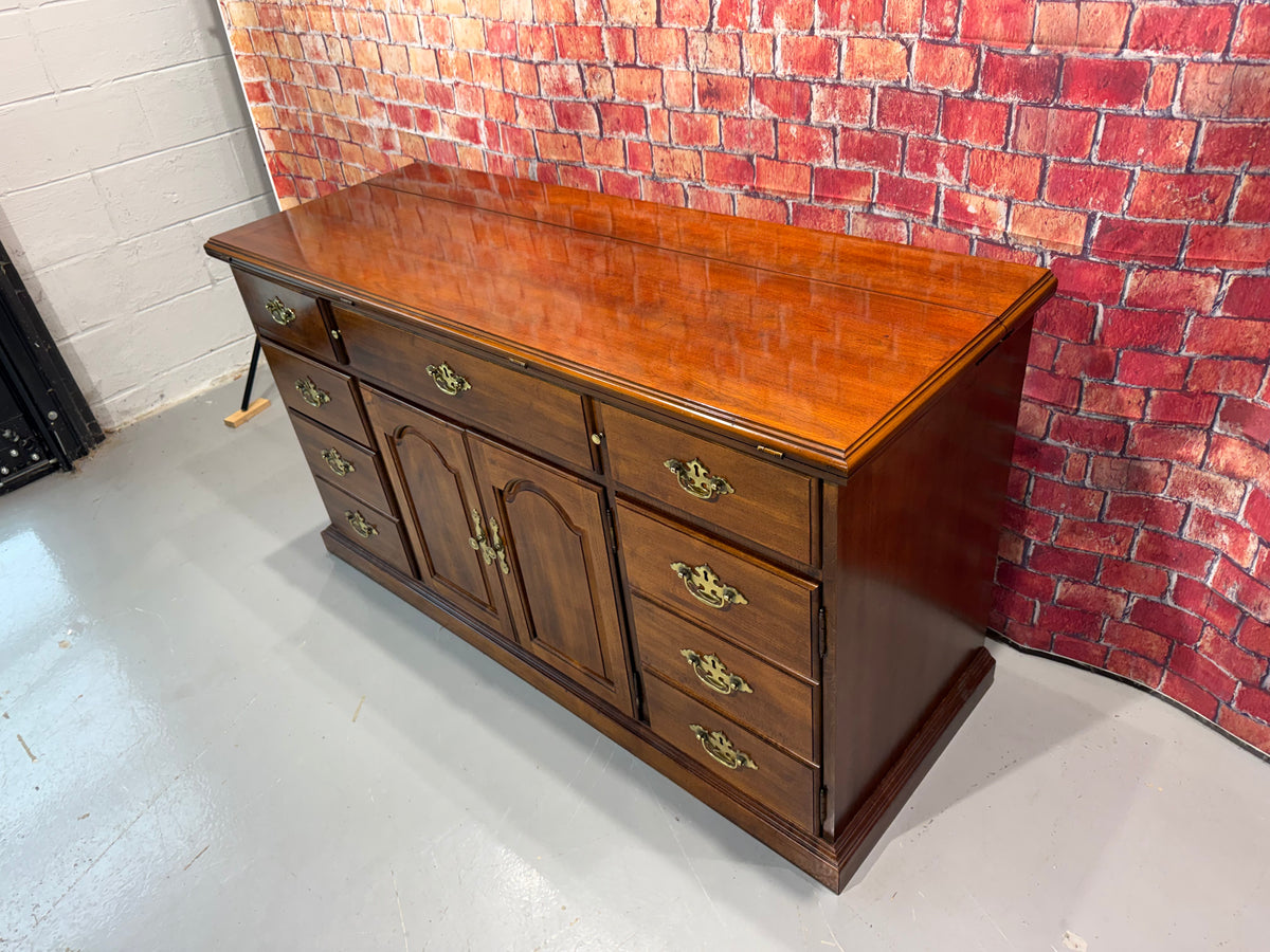 Buffet Table / Sideboard - Thomasville