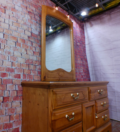 Bassett Dresser & Mirror