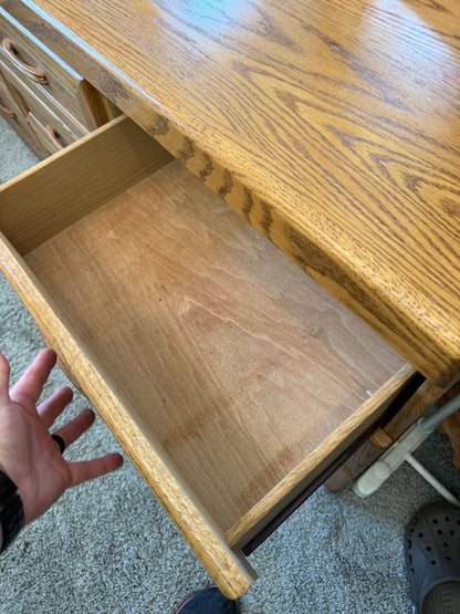 Dresser w/ Folding Mirror