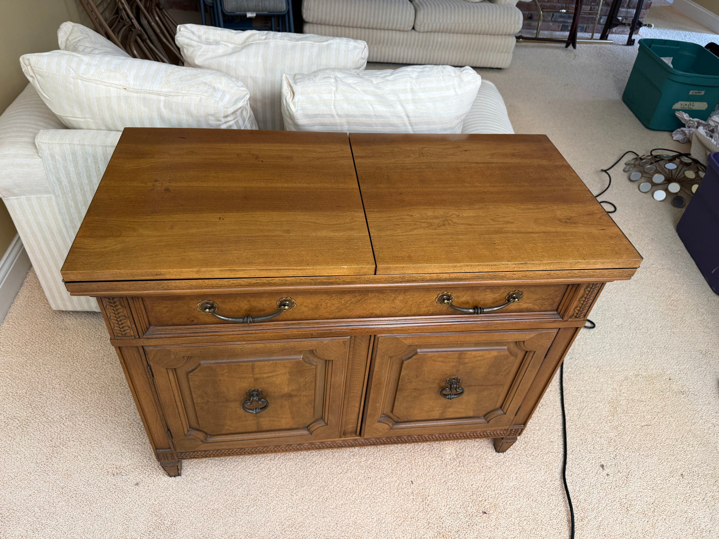 MCM Sideboard - Mt Arie