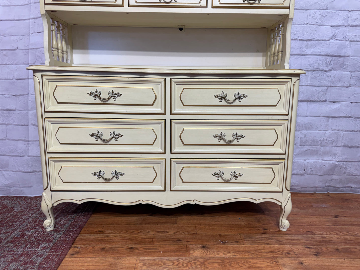 Henry Link Dresser & Hutch