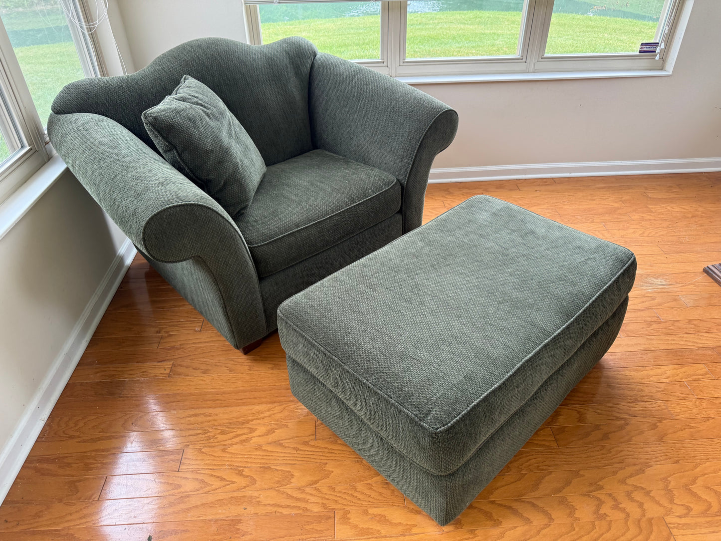 Bauhaus Chair & Ottoman