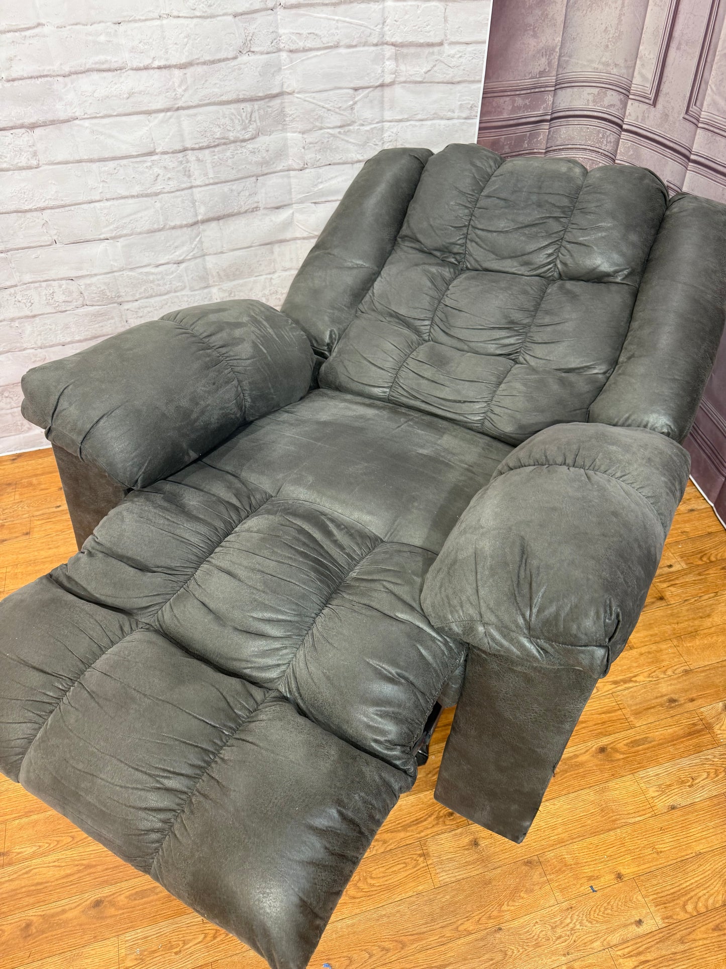 Recliner