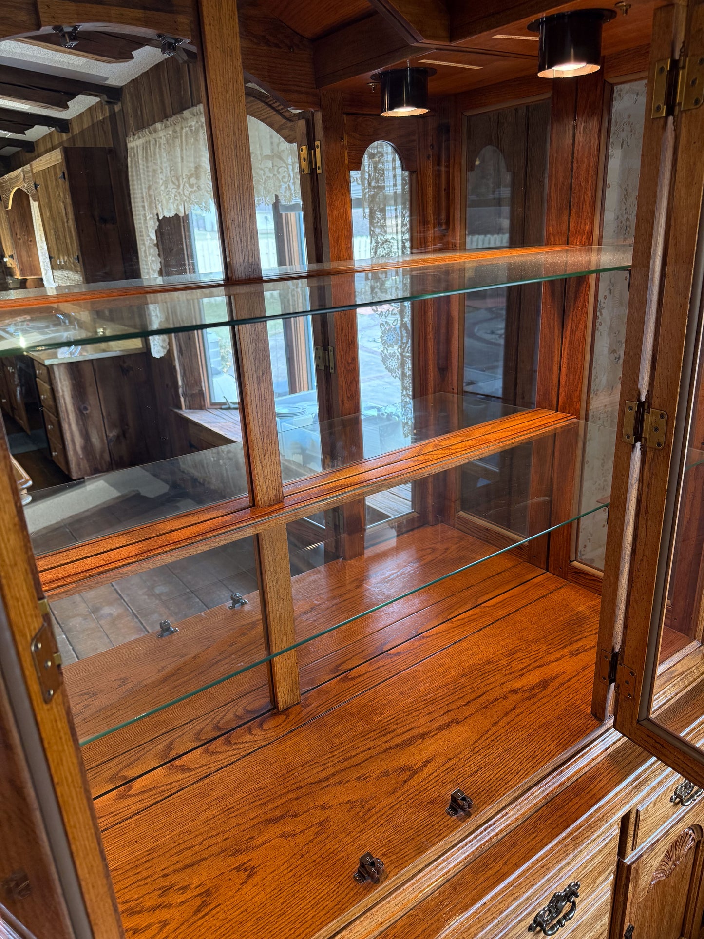 Broyhill China Cabinet (Large)