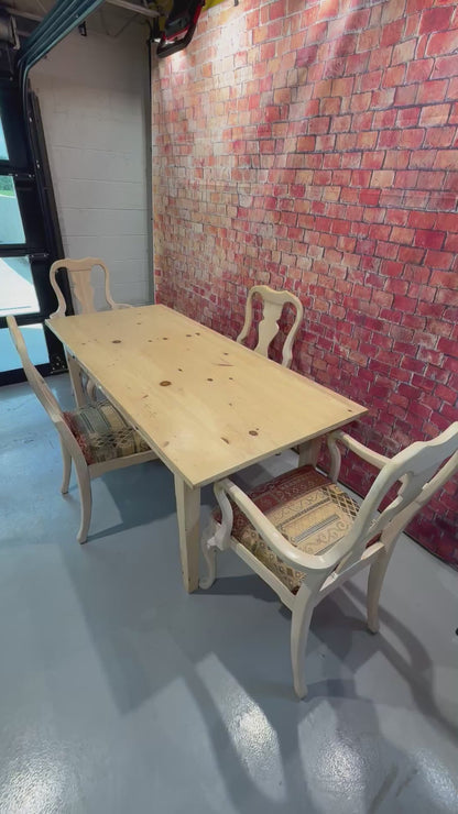 Pottery Barn Dining Table & 4 Chairs