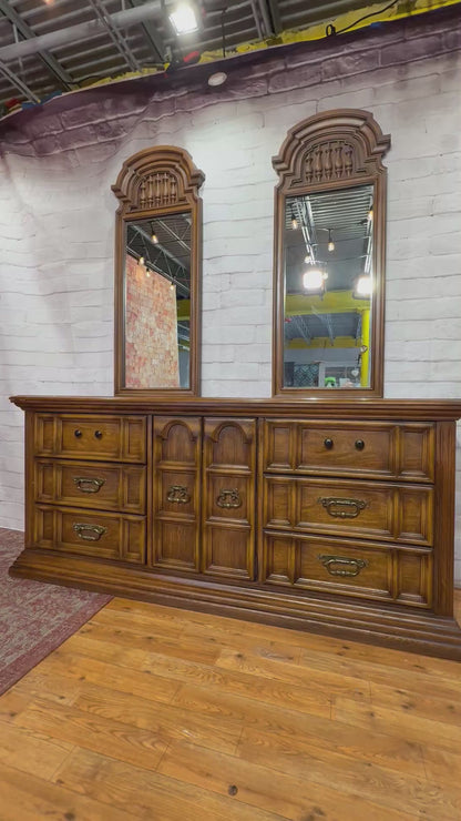 Vintage Dresser w/ 2 Mirrors