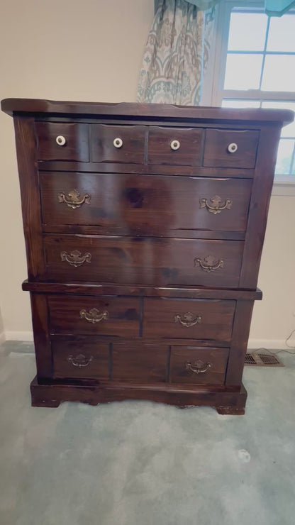 Pine Chest of Drawers