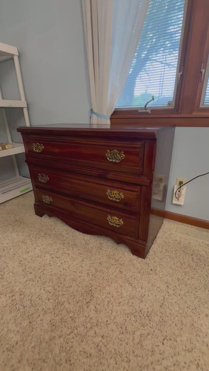 Small Broyhill Dresser