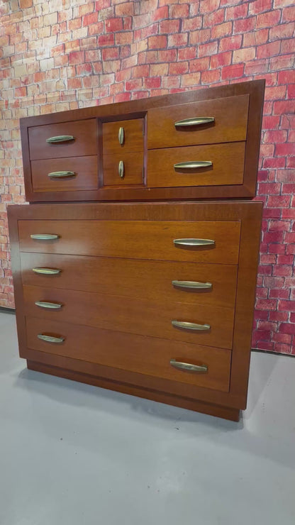 Thomasville MCM Chest of Drawers