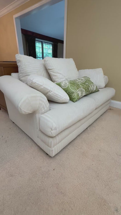 Loveseat - Lazarus