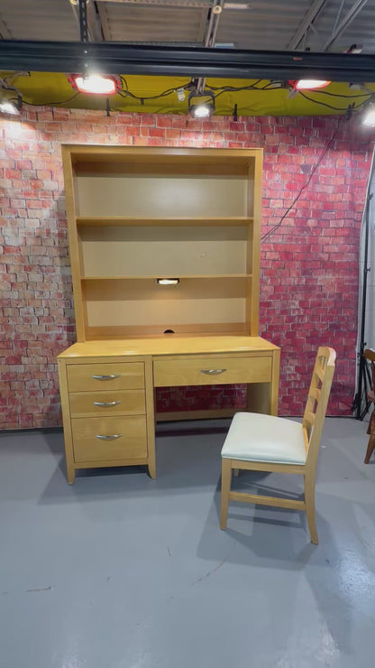 Desk w/ Hutch & Chair