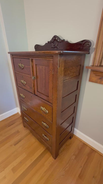 Antique Oak Chest of Drawers