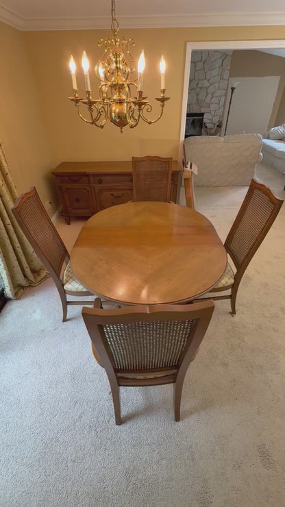 Vintage Dining Table w/4 Chairs
