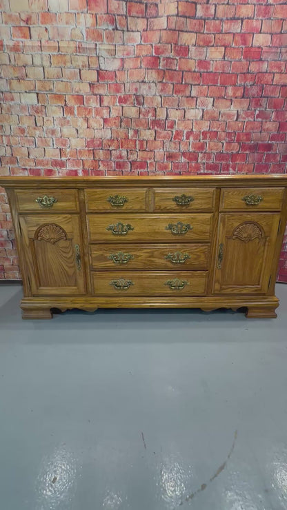 Broyhill Buffet Table / TV Stand
